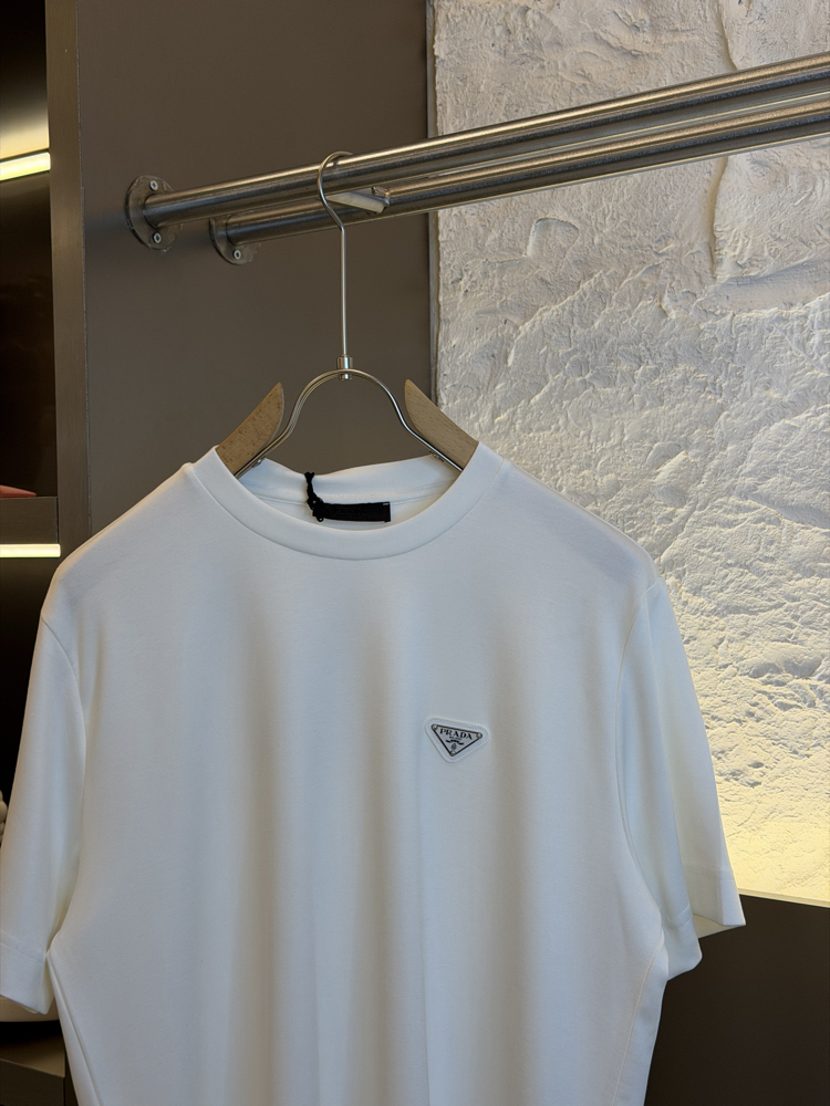 Prada Milano Logo Appliquéd %100 Cotton Tshirt