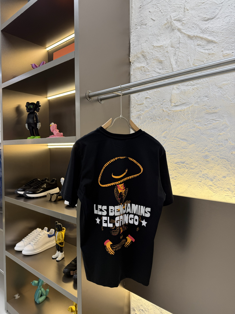 Les Benjamins Logo Appliquéd %100 Cotton Tshirt