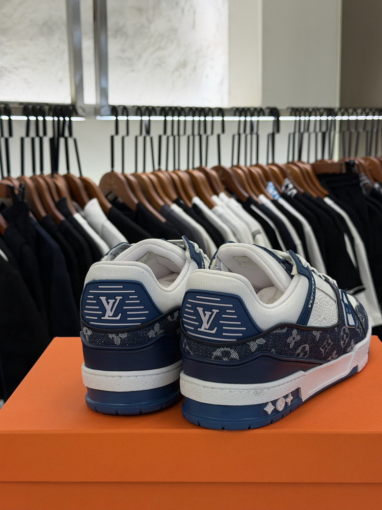 Louis Vuitton Leather Trainer Sneakers