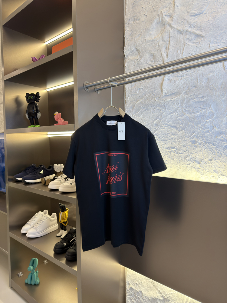 Ami Paris Logo Appliquéd %100 Cotton Tshirt