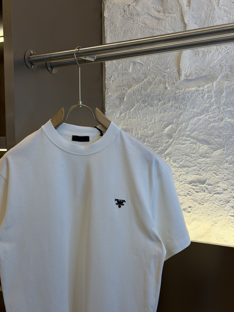 Prada Milano Logo Appliquéd %100 Cotton Tshirt