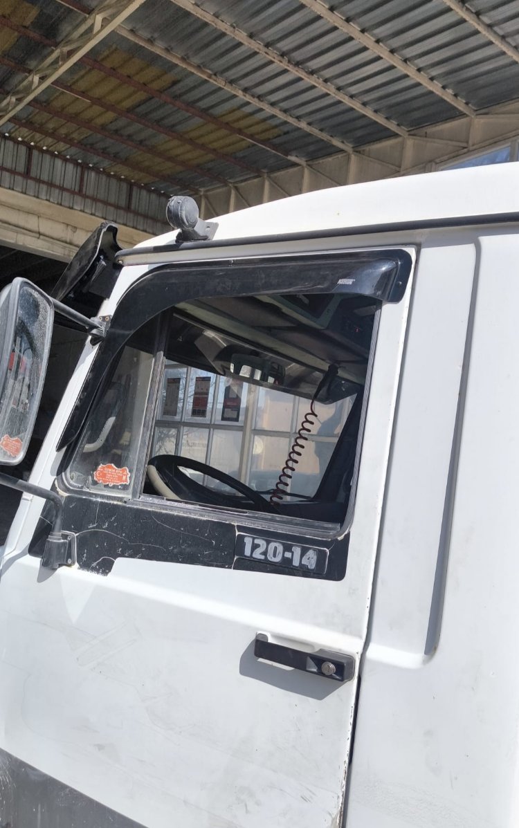 iveco 120 14 yancam rüzgarlık