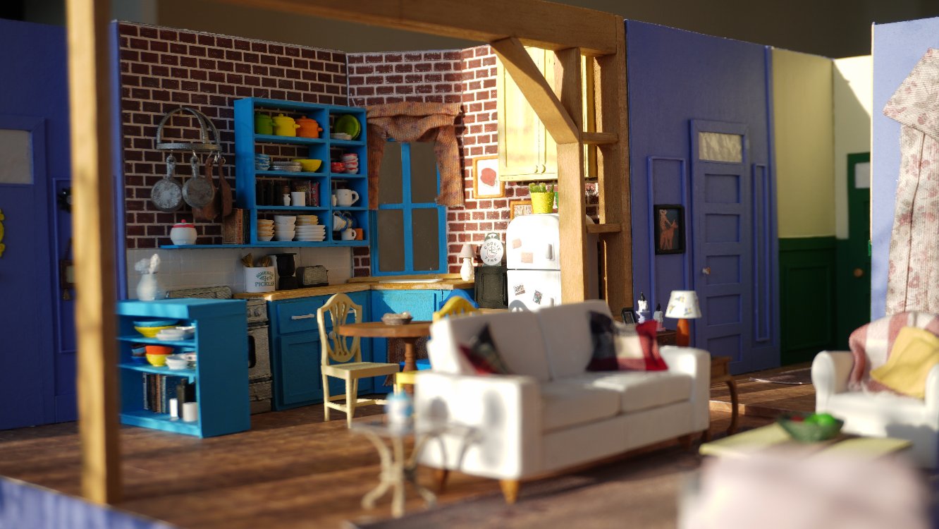 Friends Diorama