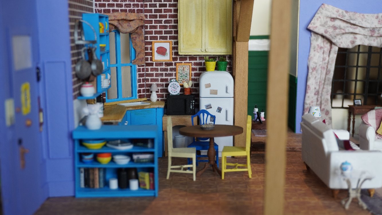 Friends Diorama