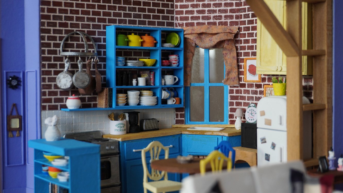 Friends Diorama
