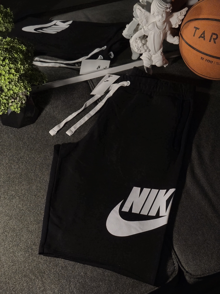 Nike ‘SWOOSH’ Short Siyah