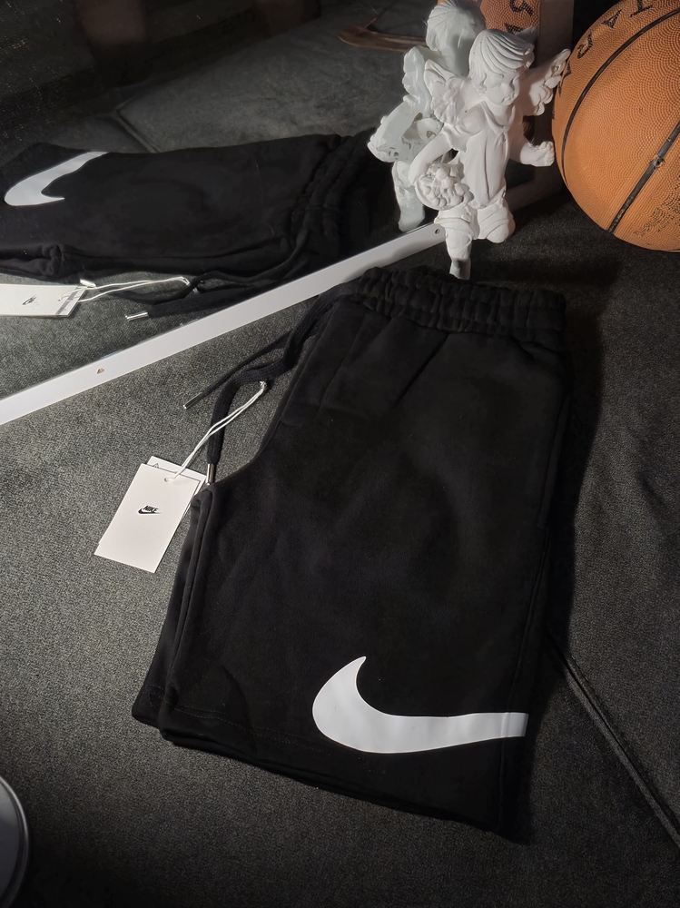 Nike ‘SWOOSH’ Short Siyah