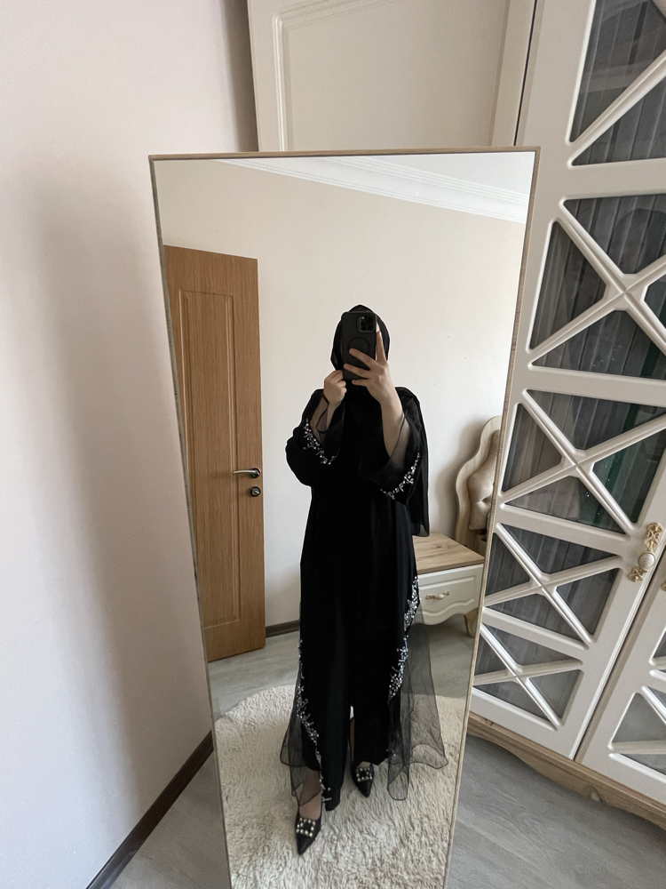 Tül detaylı abaya