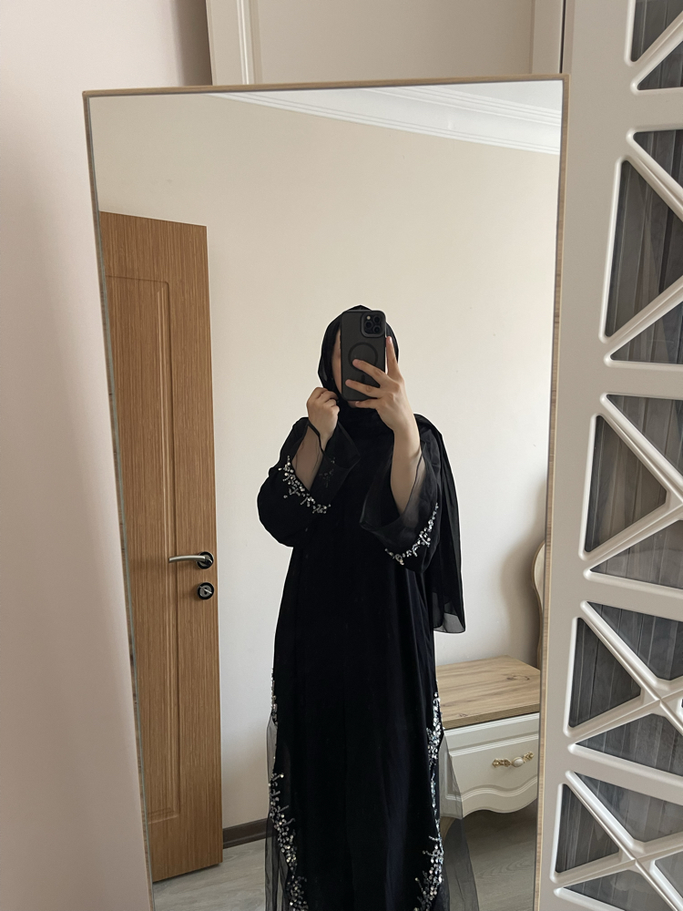 Tül detaylı abaya