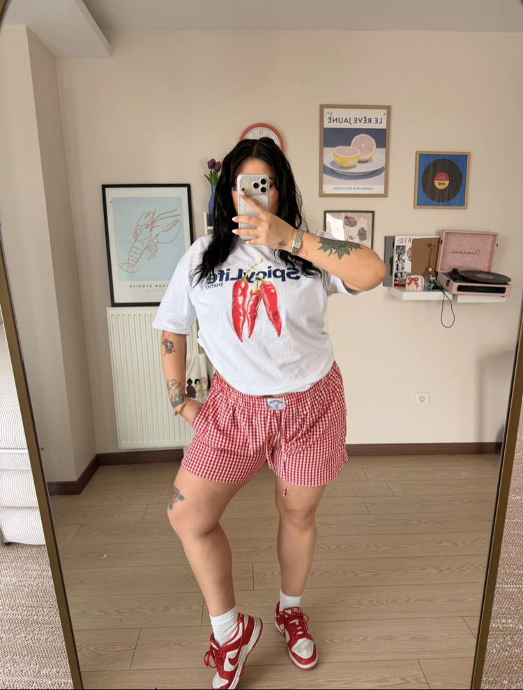 KIRMIZI CHERRY ŞORT