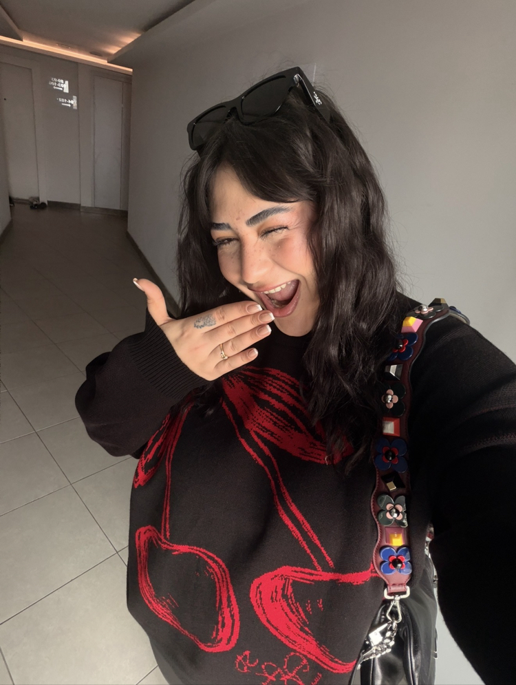 CHERRY ÖZEL TASARIM KAZAK 