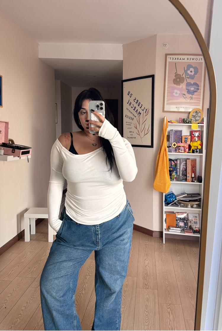 BEYAZ OMUZ DEKOLTELİ BODY 