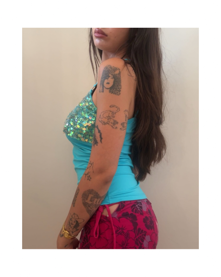 scaly top