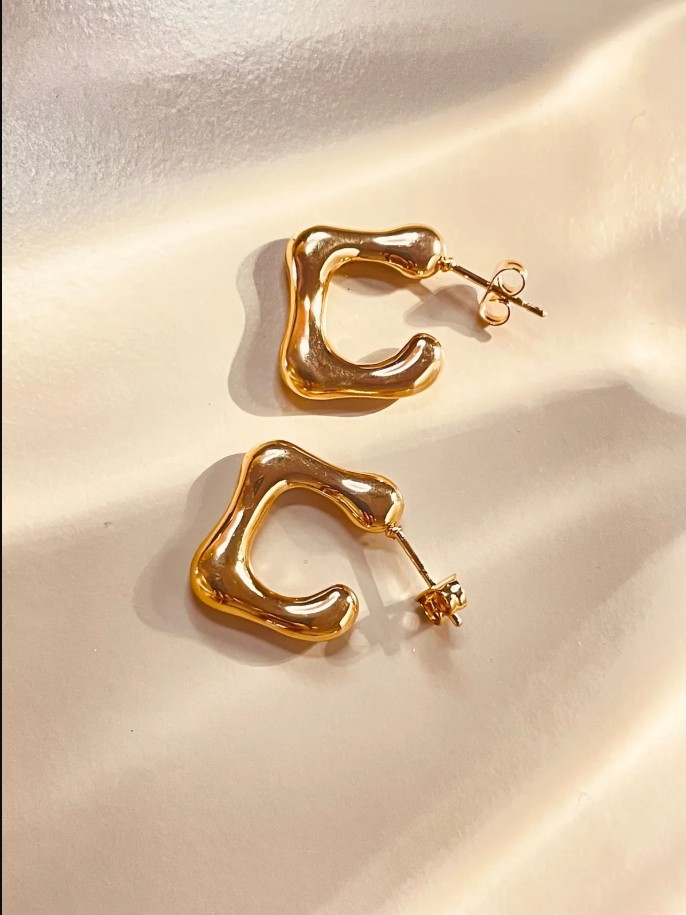Gold Renk Minimal Bubble Çelik Kadın Küpe