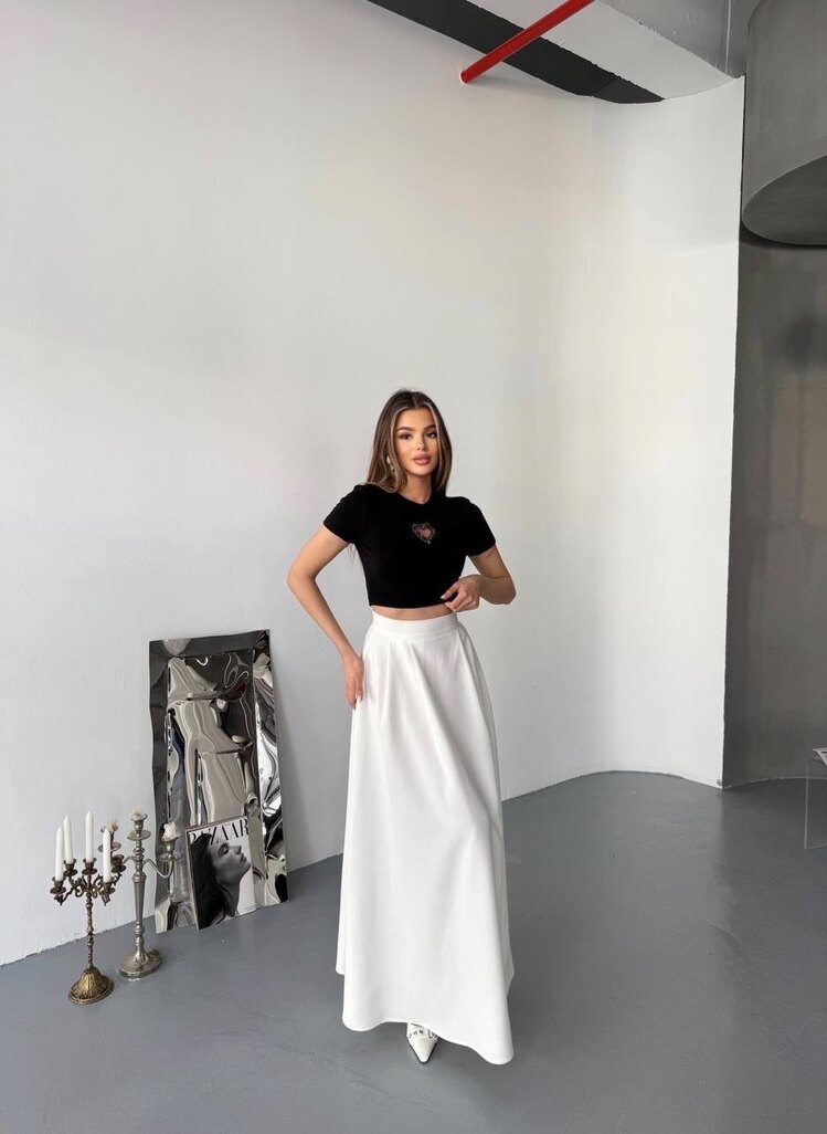 Önü Kalp Aksesuarlı Crop ✨