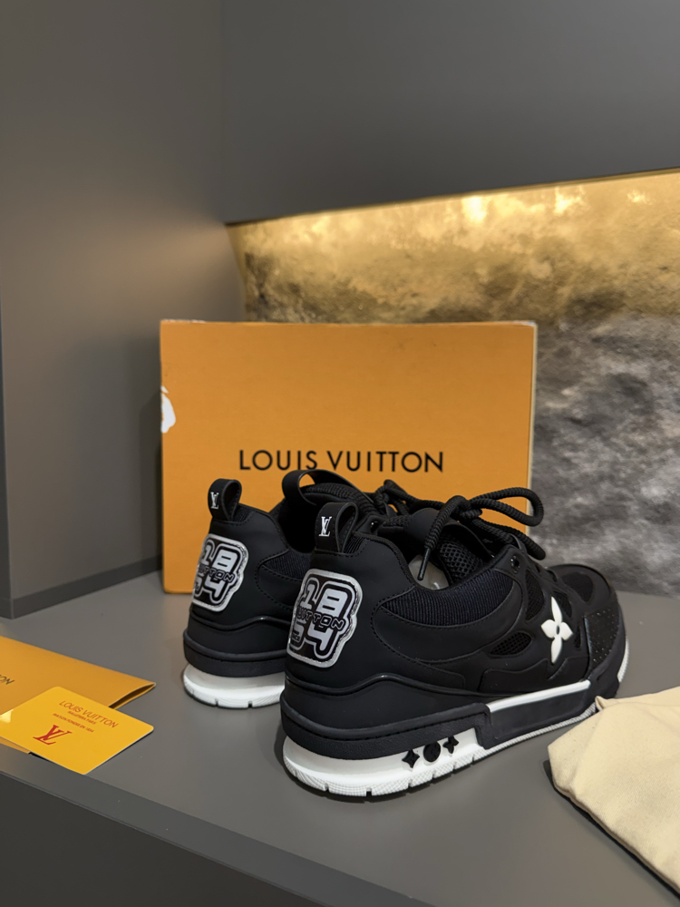 LOUIS VUITTON SKATE