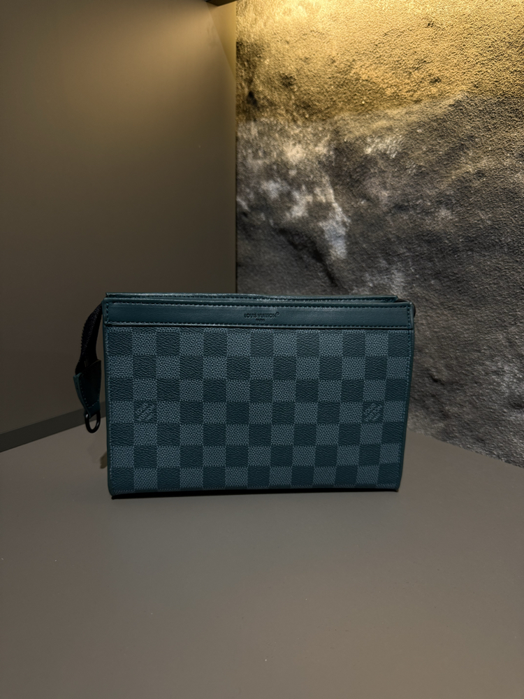 LOUIS VUITTON ÇANTA 