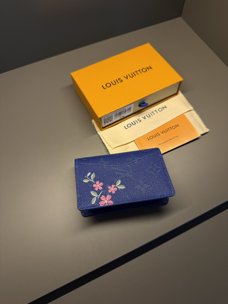LOUIS VUITTON KARTLIK