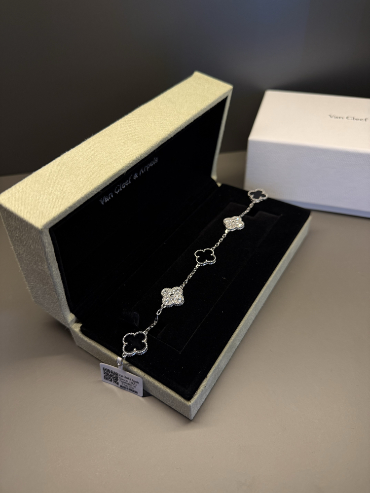 VAN CLEEF & ARPELS BİLEKLİK