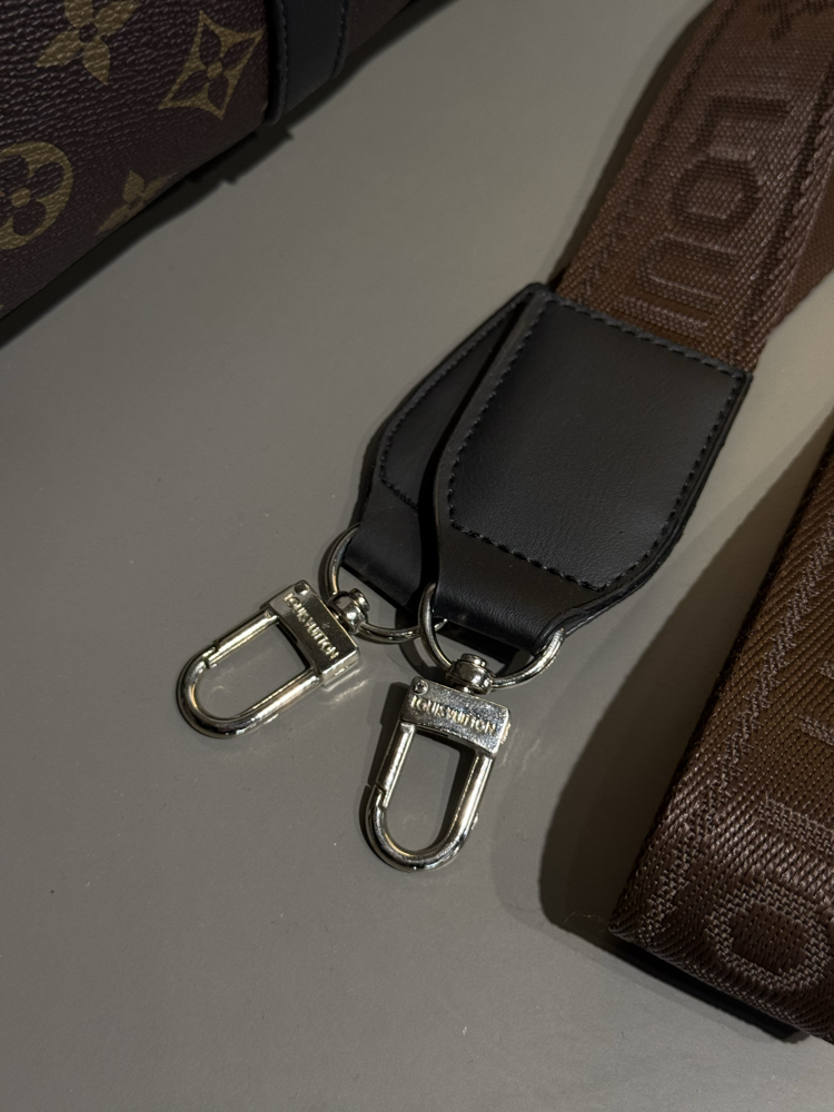LOUIS VUITTON LAPTOP ÇANTASI