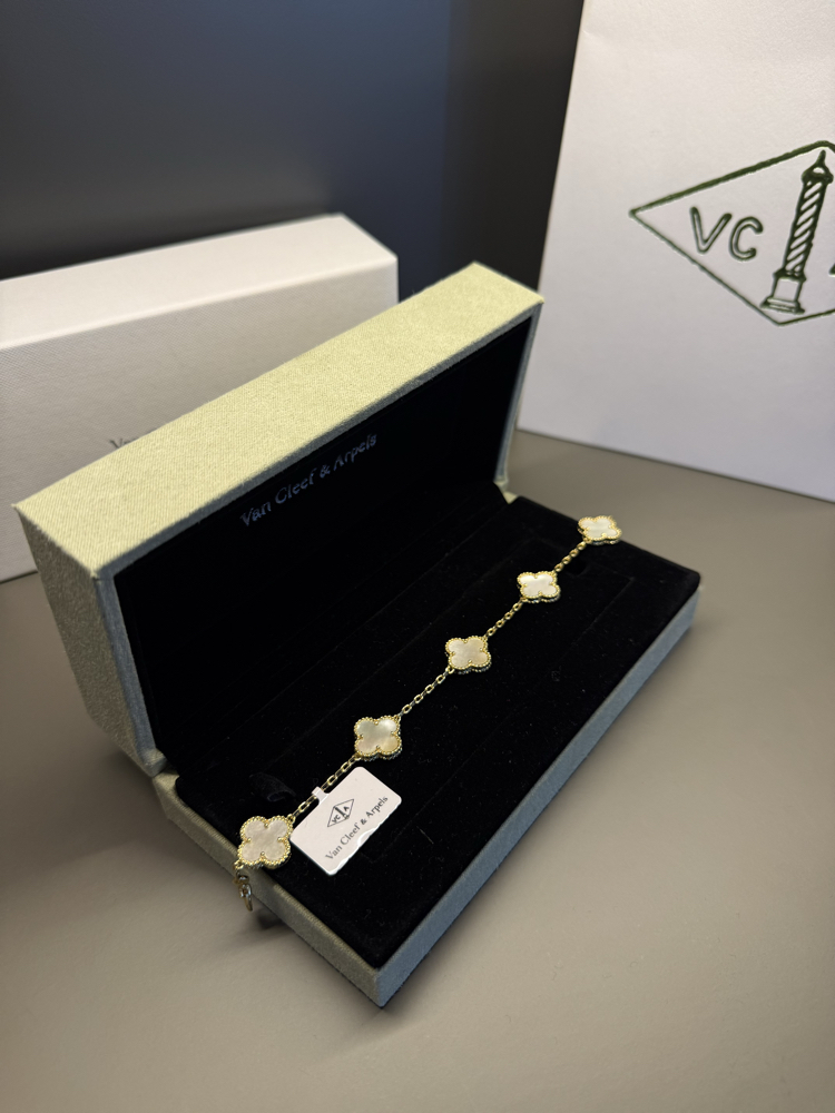 VAN CLEEF & ARPELS BİLEKLİK