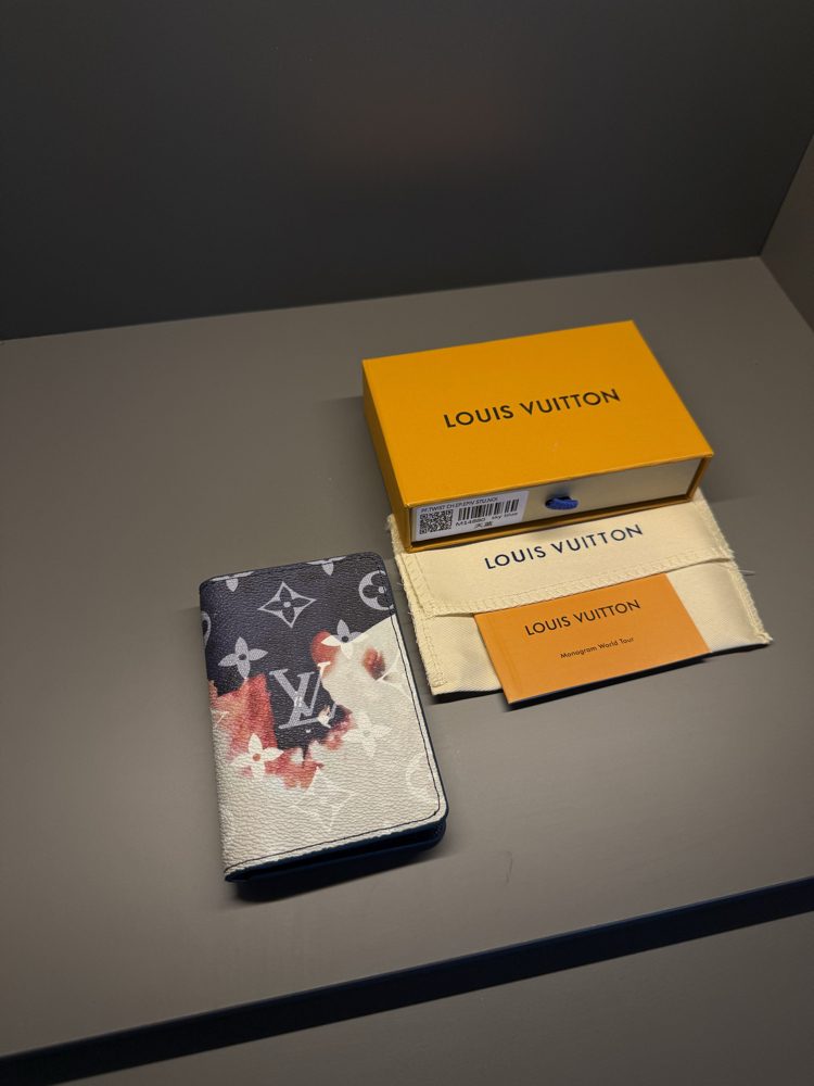 LUIS VUITTON KARTLIK 