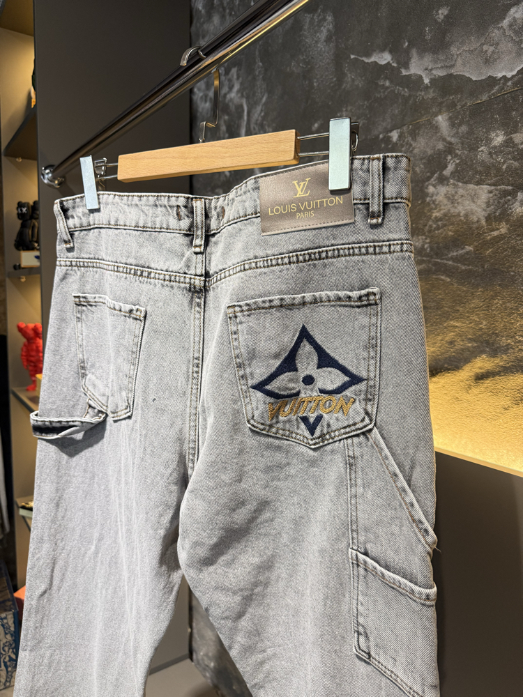 LOUIS VUITTON BAGGY PANTOLON
