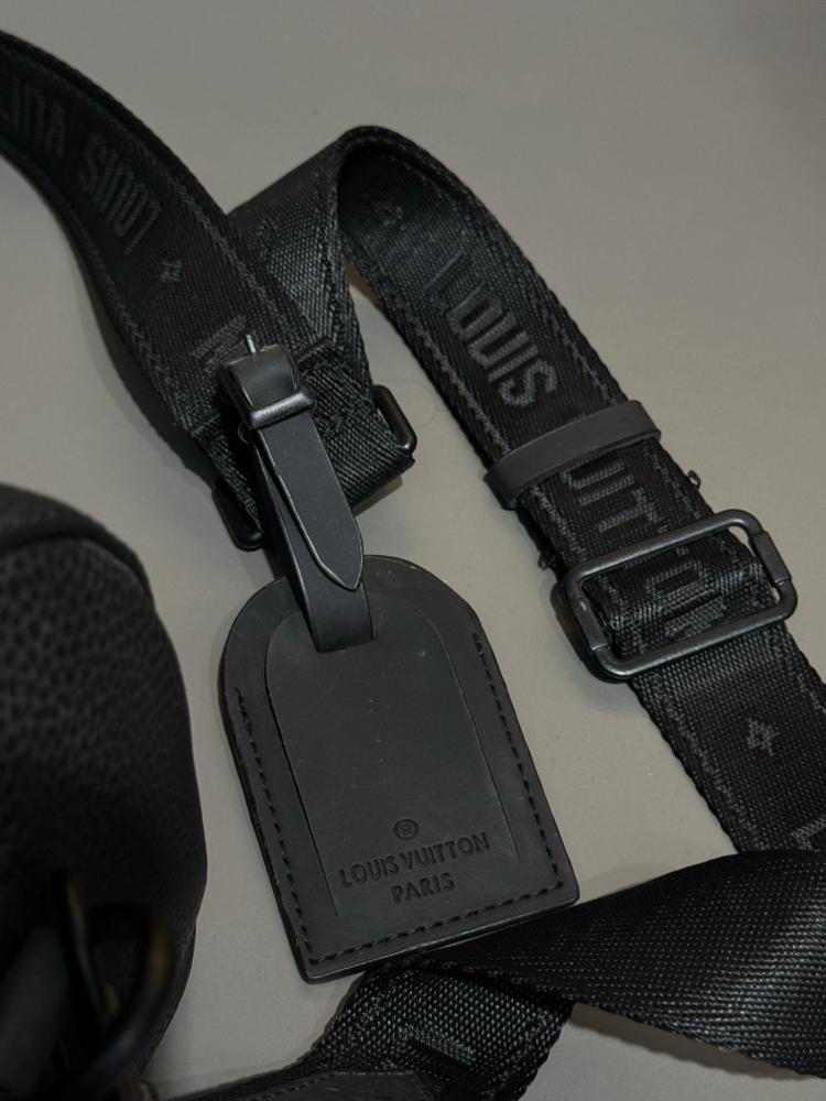 LOUIS VUITTON ÇANTA