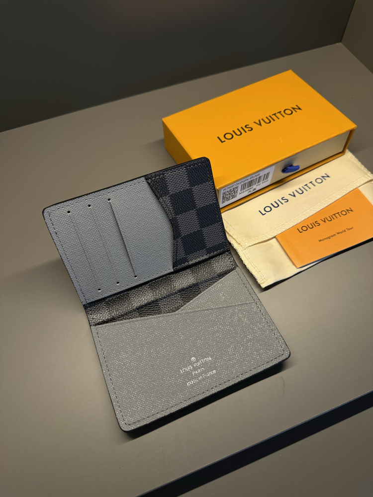 LOUIS VUITTON KARTLIK