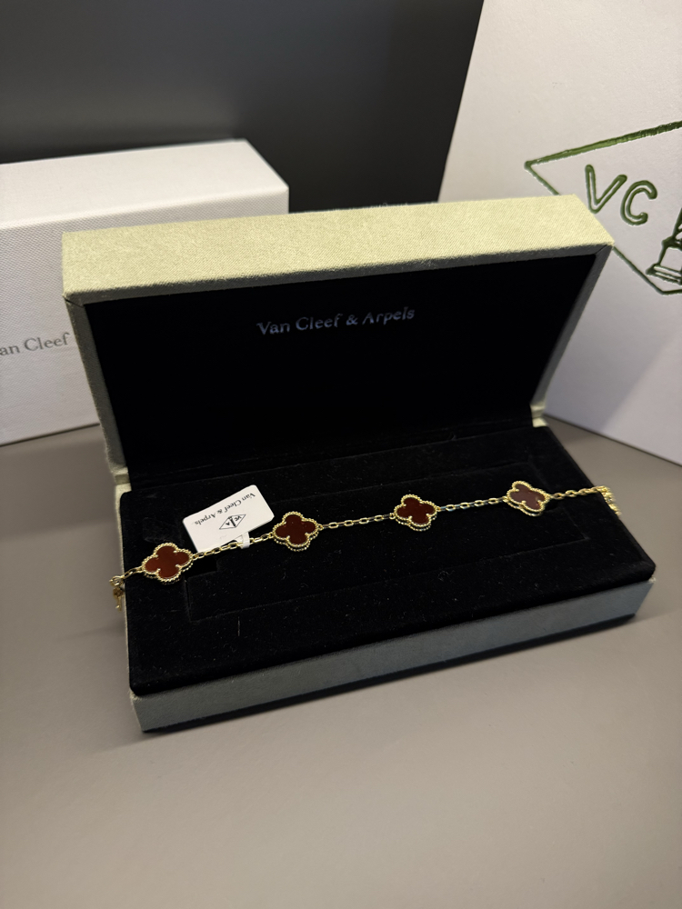 VAN CLEEF & ARPELS BİLEKLİK