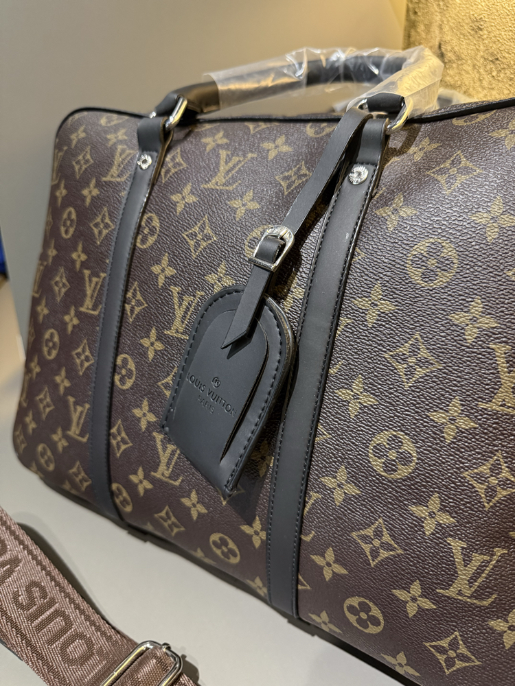 LOUIS VUITTON LAPTOP ÇANTASI