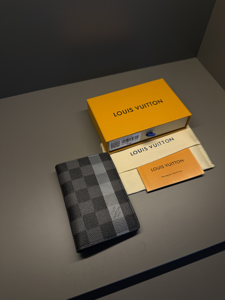LOUIS VUITTON KARTLIK