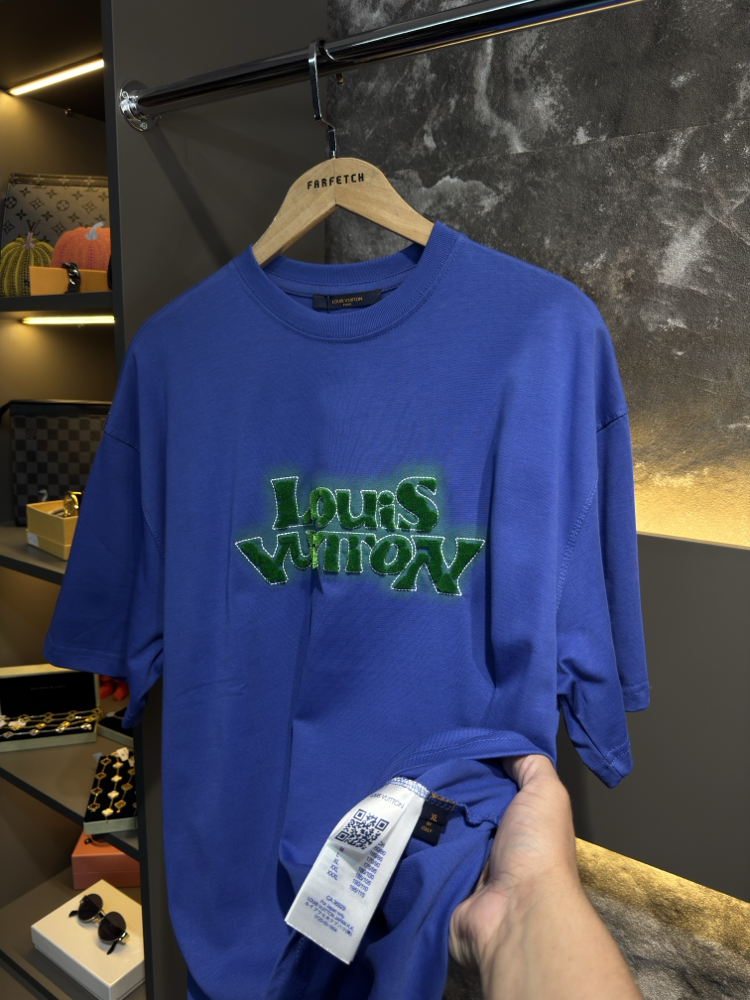 LOUIS VUITTON T-SHIRT