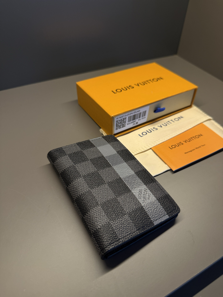 LOUIS VUITTON KARTLIK