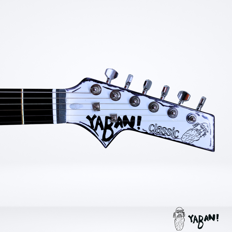 Yabani Guitars: Amp Beeter Stratocaster