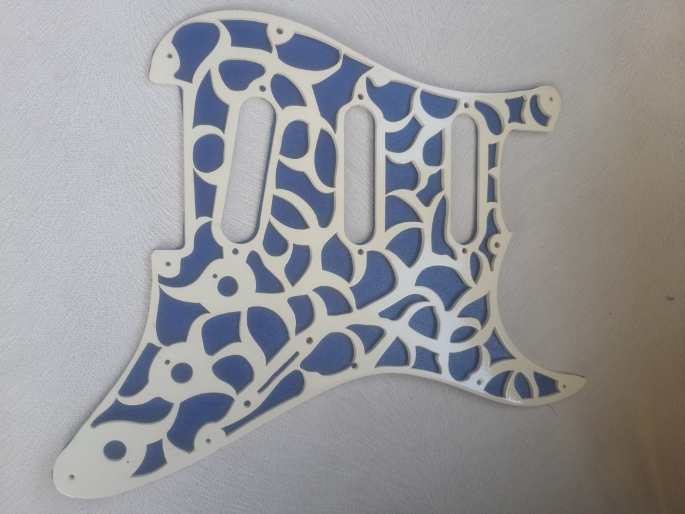 Yabani Guitars Elegance Stratocaster Pickguard