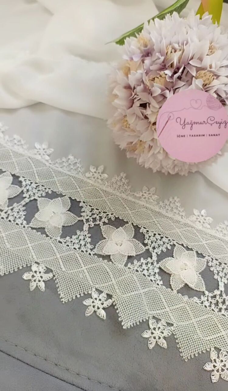 Oyma başörtüsü 
