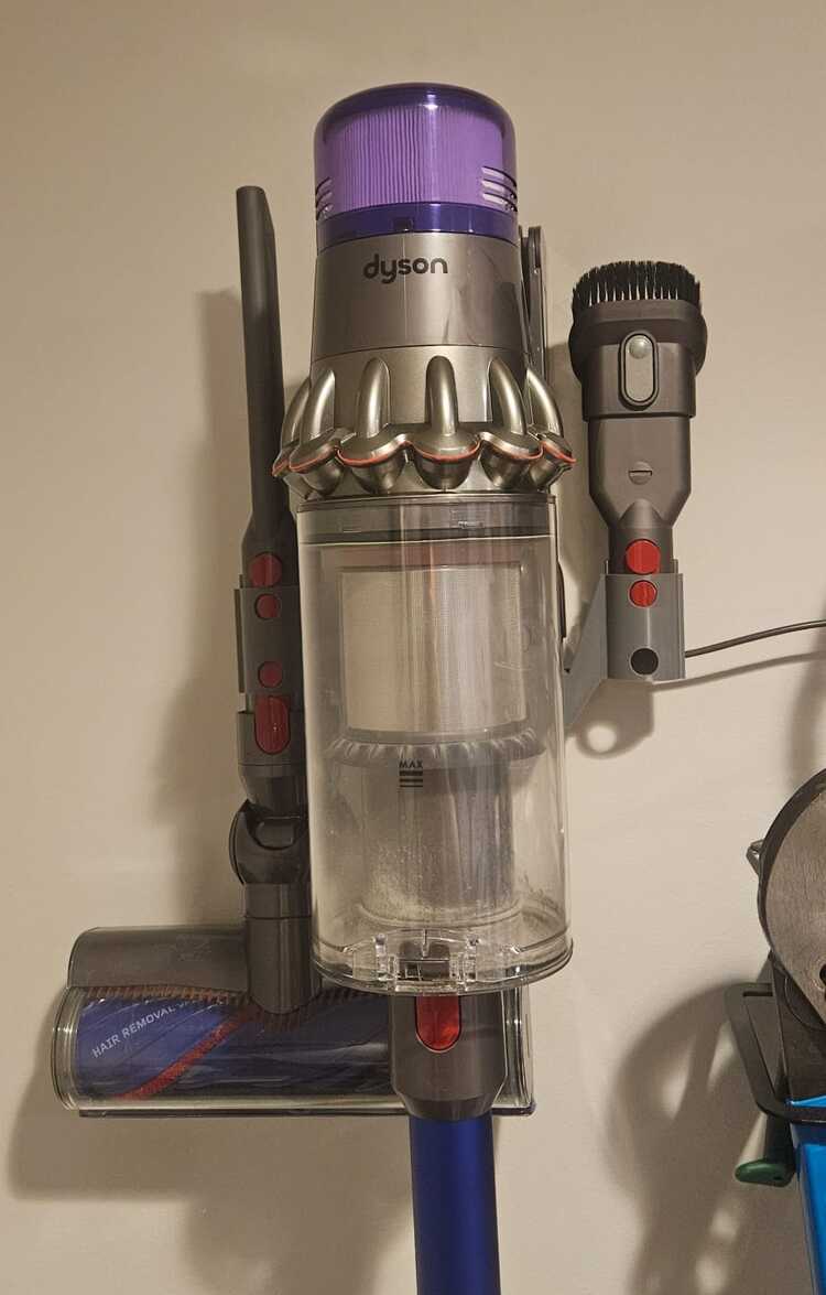Dyson aparatları için Adaptör