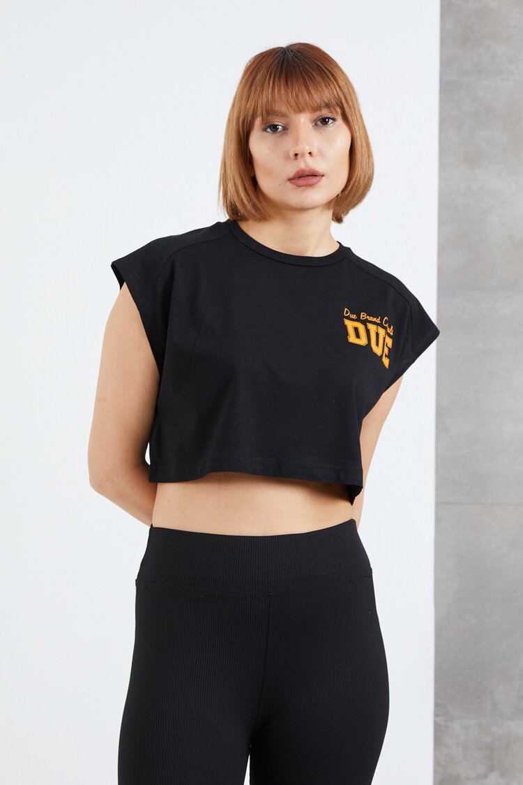 DUE Crop T-shirt