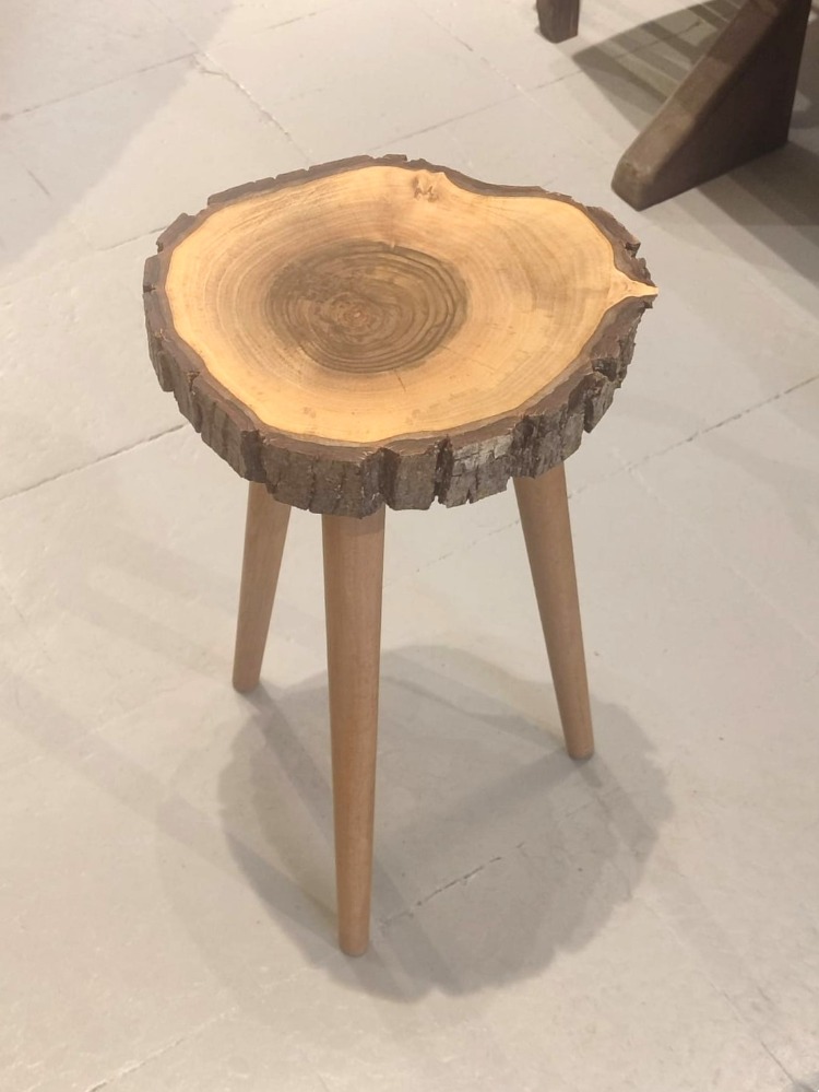 Ceviz Doğal Kenar Kabuklu Sehpa - Çap 31 cm. - CVZ-0070