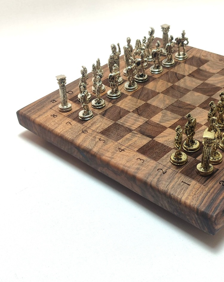 Ceviz Ağacı Satranç Takımı - 25 cm x 25 cm - CVZ-077