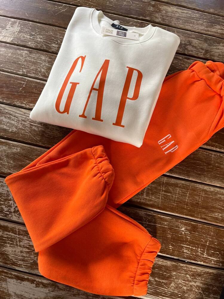 GAP TURUNCU BEYAZ 3 İPLİK ŞARDONLU ALT ÜST TAKIM