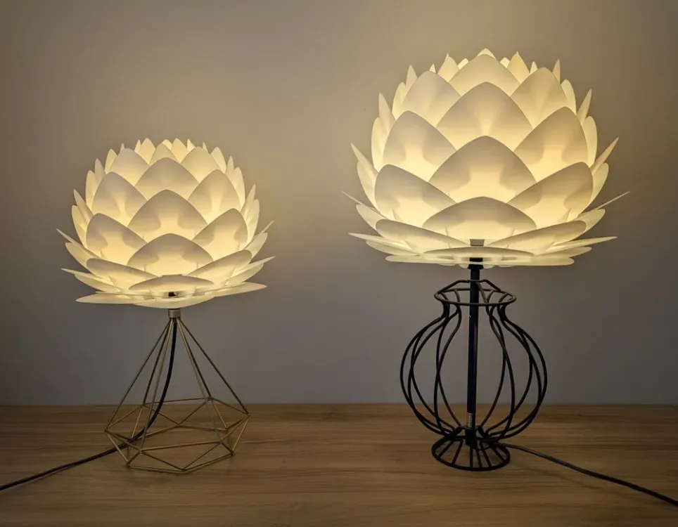 Lotus Abajur - İster Tavan , İster Masaüstü