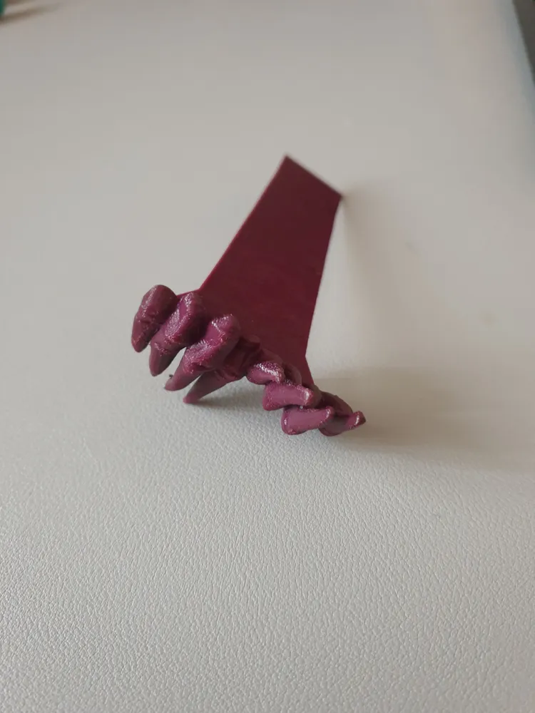 Pençe kitap ayracı