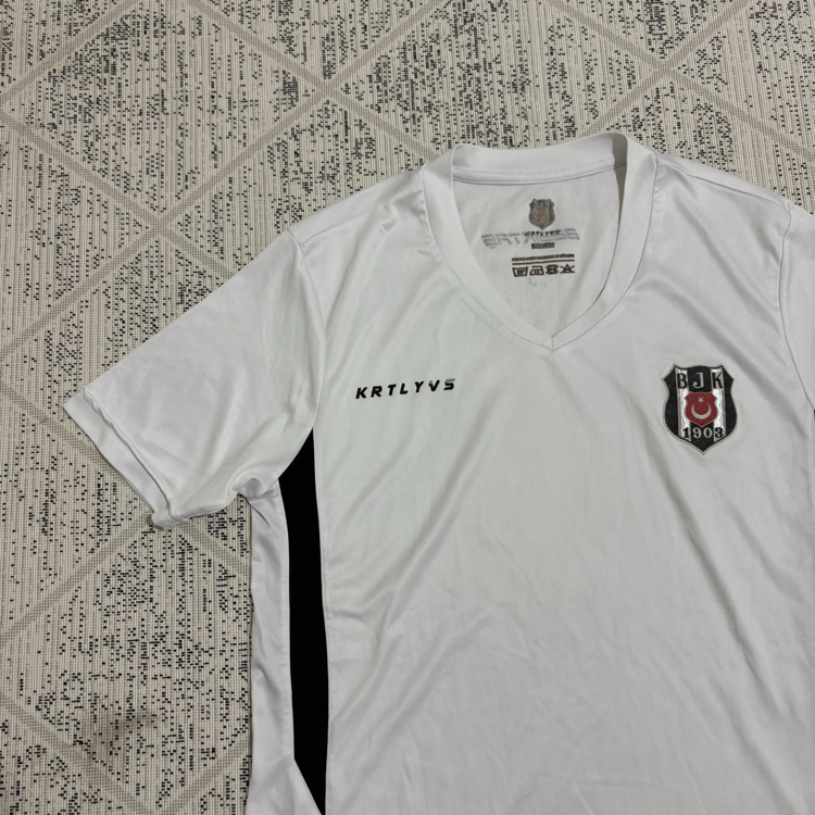 Original BJK Forma