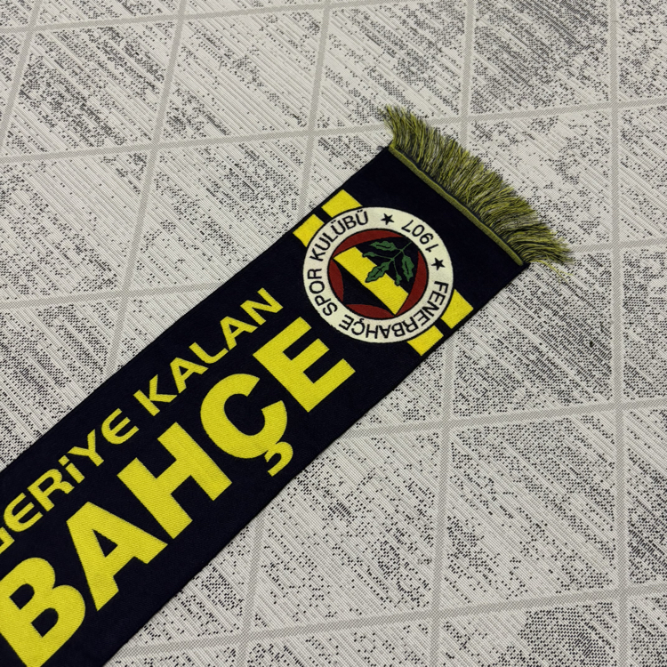 Fenerbahçe slogan atkı