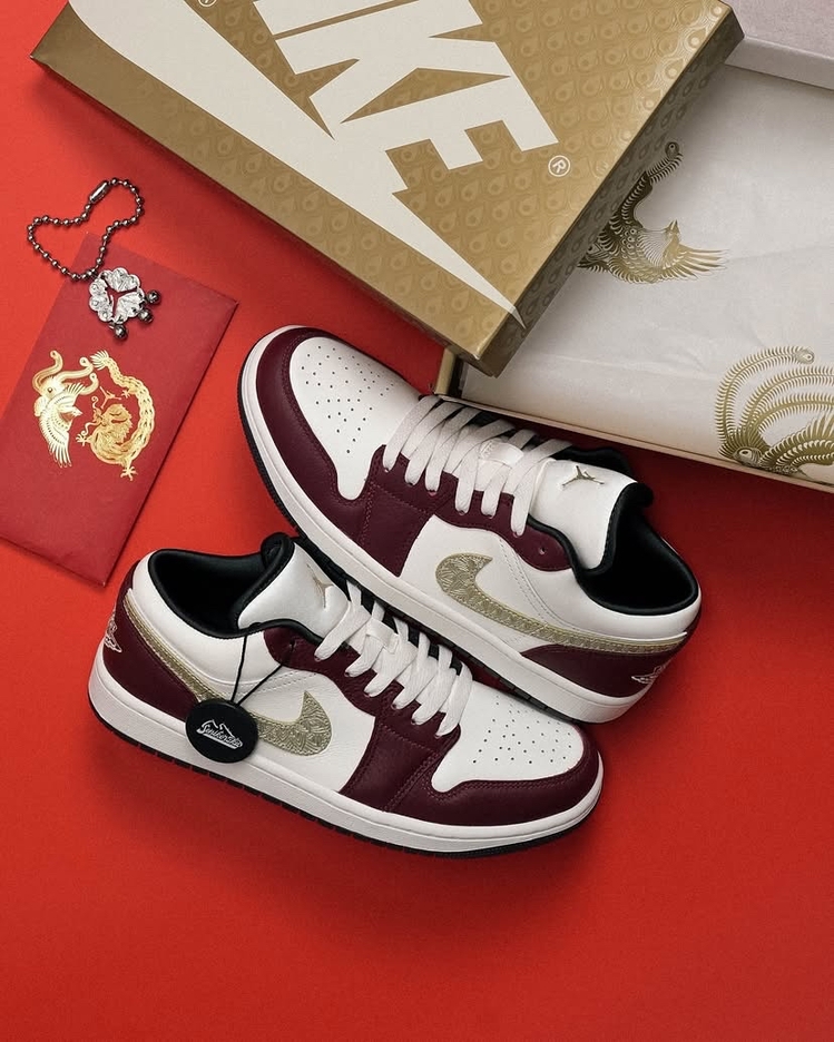 Nike air Jordan dragon 