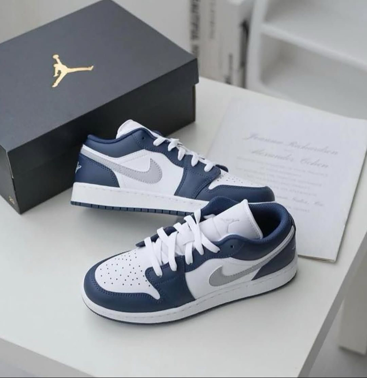 Nike Air Jordan lacivert 