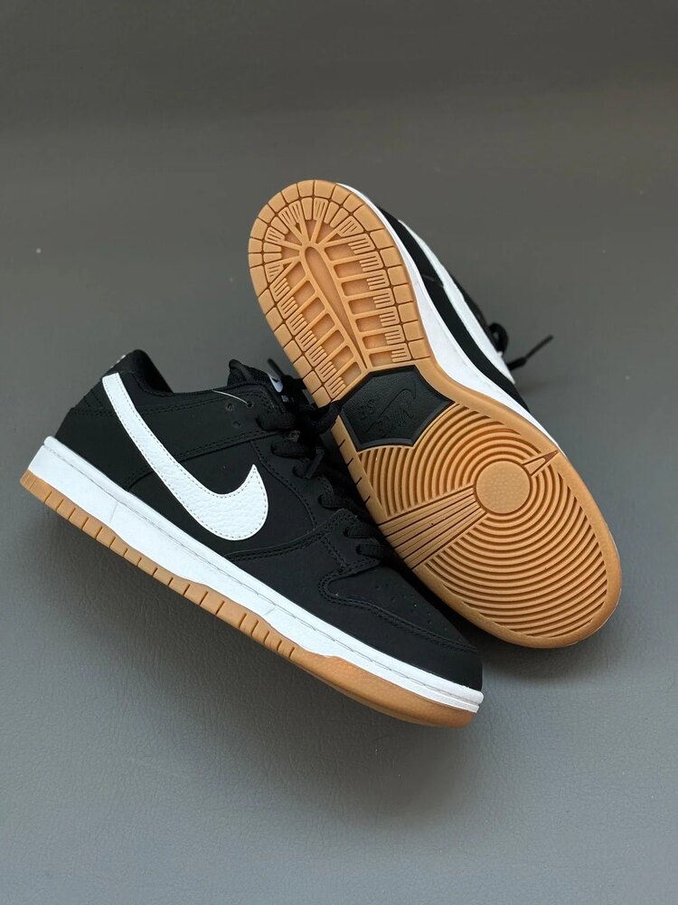 Nike Dunk low siyah-beyaz 