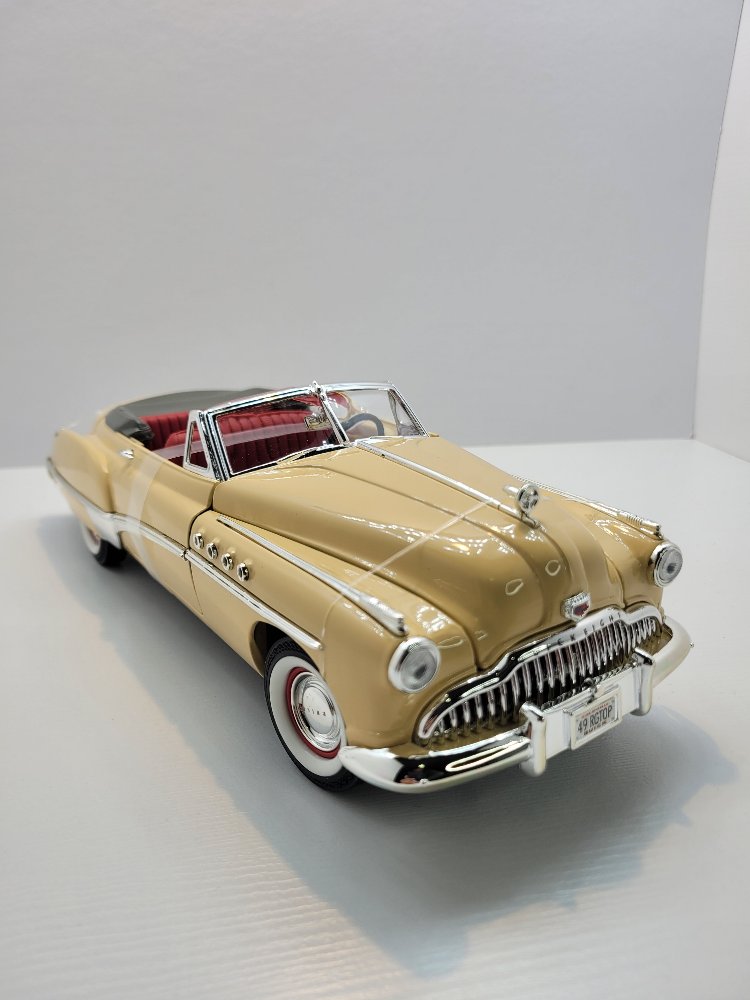 Buick Roadmaster Convertible – Motormax 1:18